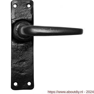Kirkpatrick KP2456 deurkruk op schild 152x38 mm blind smeedijzer zwart - A21002924 - afbeelding 1